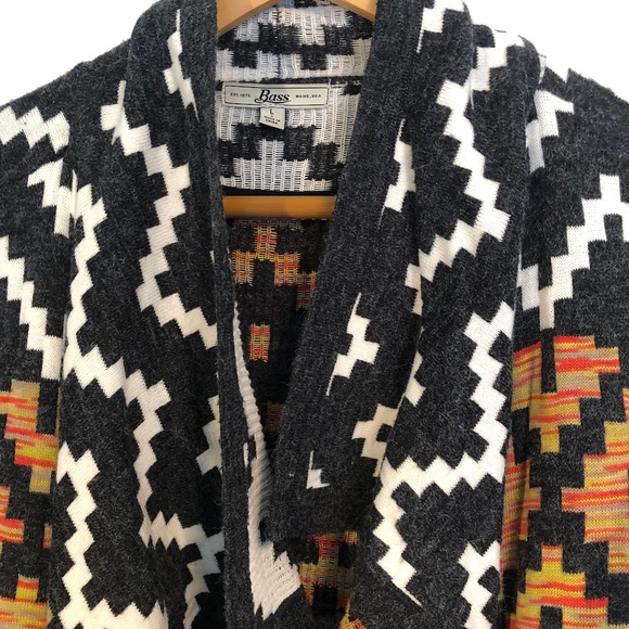 SOLD! Bass fall cardigan tribal / aztec / native / henna - Picture 3 of 8
